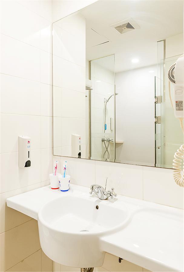 Hanting Hotel Nanjing Nanjing Southern Airlines University Ruijin Road Exterior foto